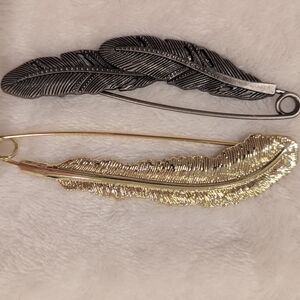 Dark Silver and Gold Feather Brooch Set
